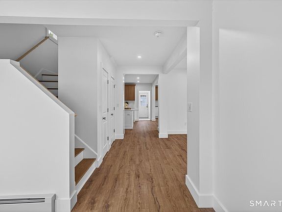 3rd image of 59 Southmayd Road