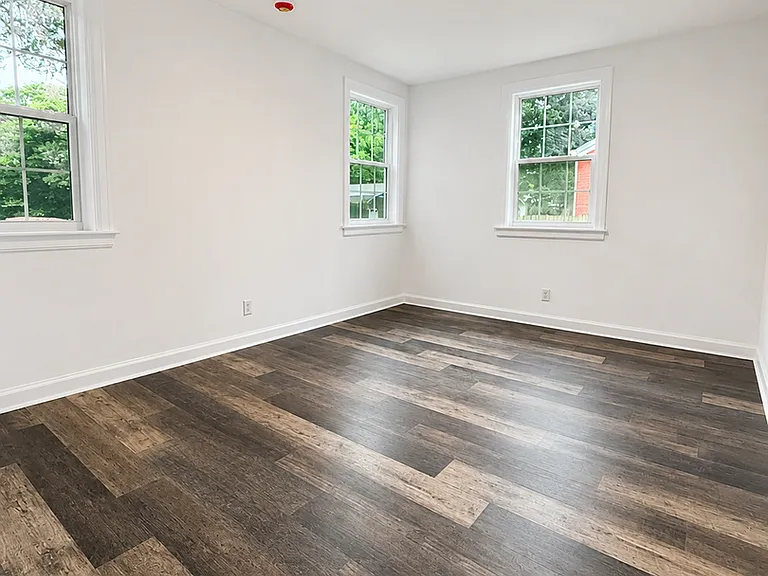 7 Bradley Dr — Photo 10