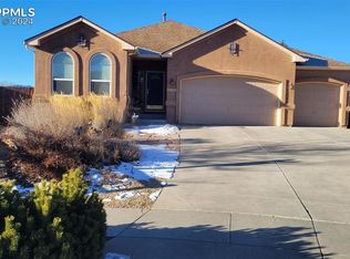 6206 Canyon Crest Loop, Colorado Springs, CO 80923