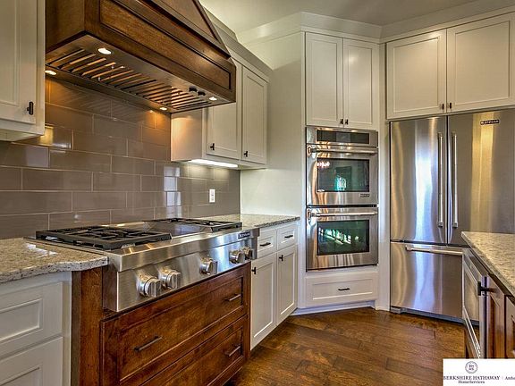 4th image of 2126 N 176th St