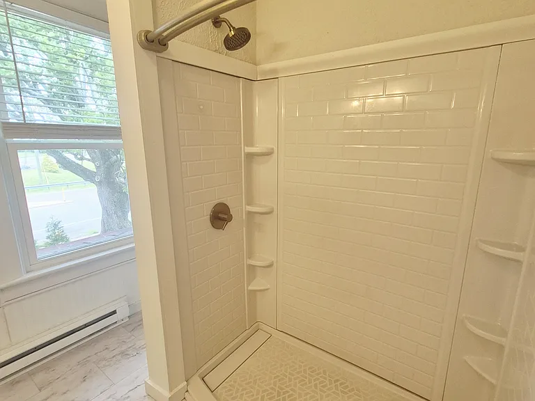 110 Phelps Rd #B — Photo 10
