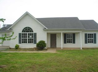 206 Cottonwood Dr, Shelbyville, TN 37160