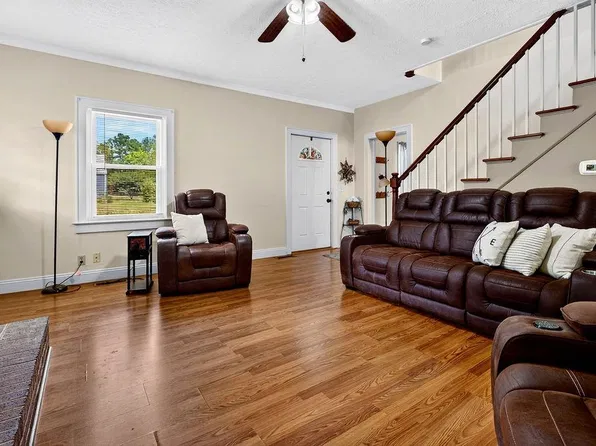 304 N Oak Ln, Waynesboro, VA 22980