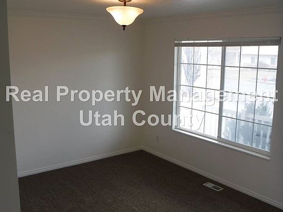 5th image of 1719 N 1900 W