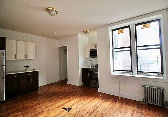 2nd image of 669 Hancock St #1H