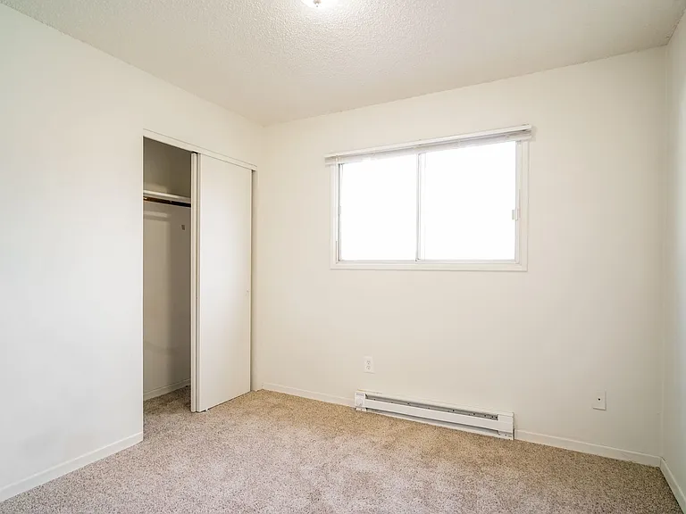 Laurelwood — Photo 15