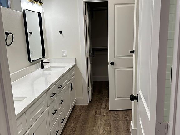 5th image of 4564 W Lake Highlands Dr