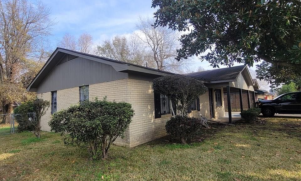 111 N Walker Cir, Indianola, MS 38751 Zillow