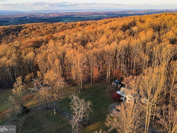 5th image of 5578 Pignut Mountain Dr