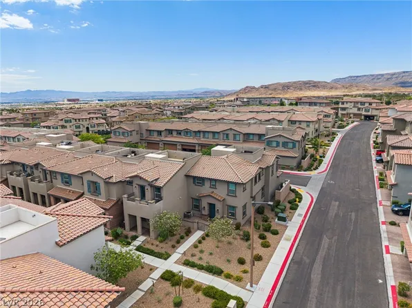 72 Lomita Heights Dr, Las Vegas, NV 89138