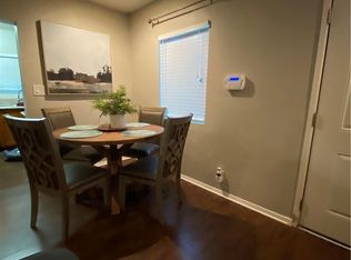 831 W Maple St, Compton, CA 90220