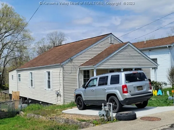 927 Meadow Dr, South Charleston, WV 25309