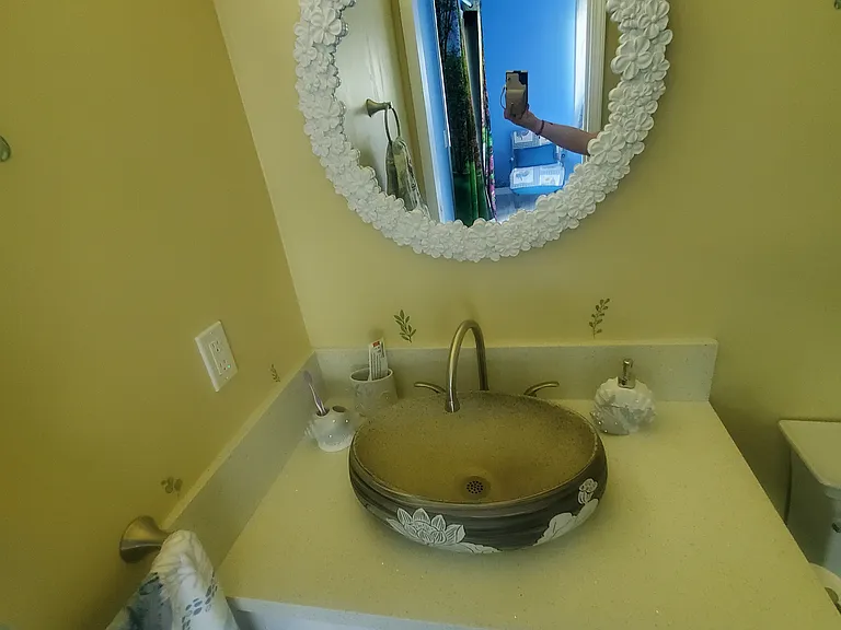 Beautifully decorated bathrooms.