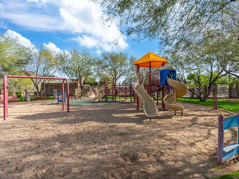 35434 N 31st Dr — Photo 44