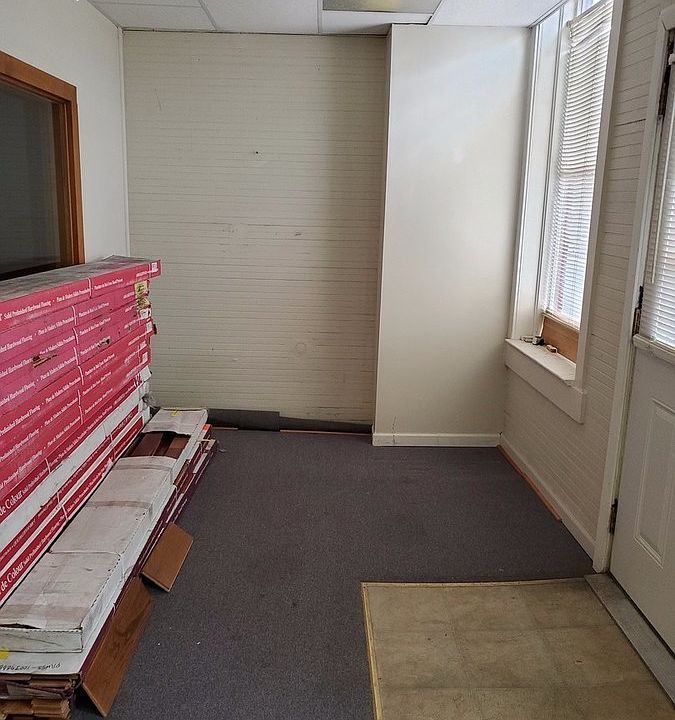 1st image of 750 Willow St