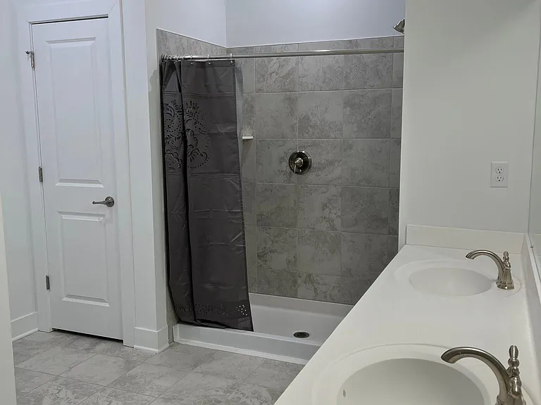 733 Stiller Ln #733 — Photo 8