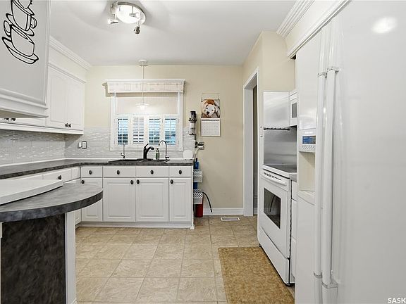 5th image of 409 N Argyle St
