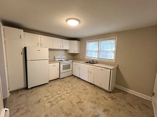 Meadowview Apartments — Photo 23