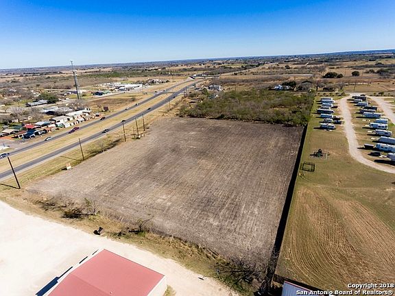 3rd image of 12156 Us Highway 87 E