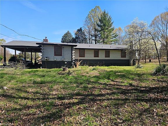 5th image of 1040 Barger Rd