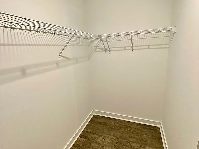 240 Creek Run Way — Photo 16