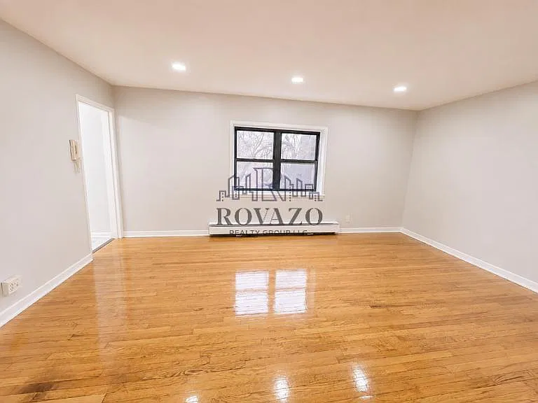 2 bed, 650 sqft, $1,695 — Photo 4