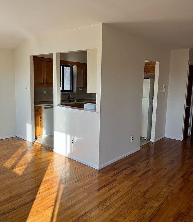 1st image of 25334 W End Dr #3