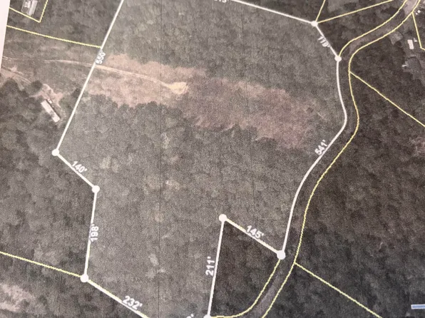 Stout Hollow Rd, Hampton, TN 37658