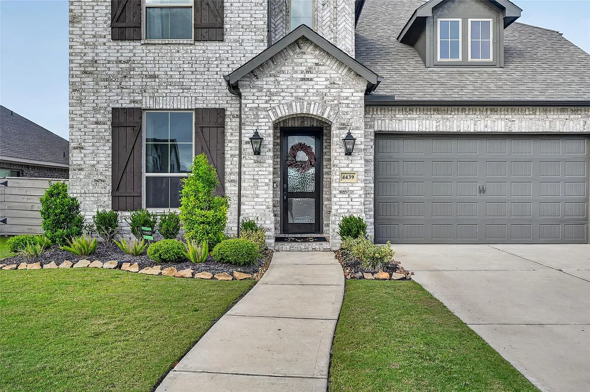 Building Photo - 4439 Stone Ridge Ln