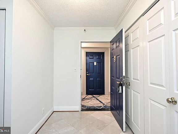 3rd image of 1600 N Oak St APT 919