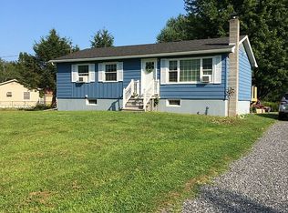 14 Regal Rd, Stuyvesant, NY 12173