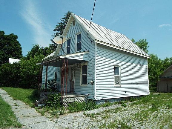 2nd image of 310 Pleasant Street