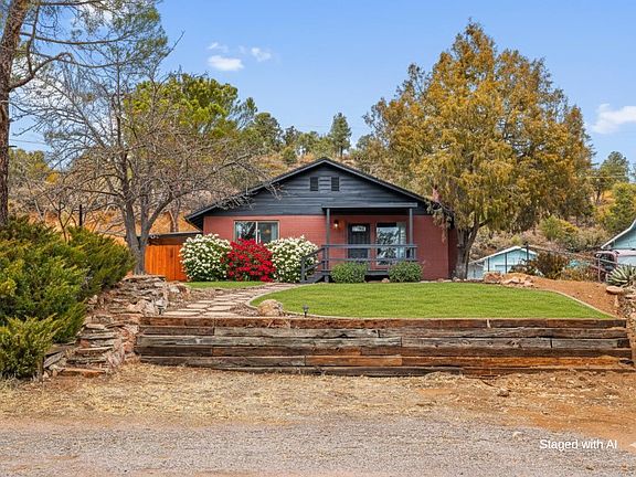 2nd image of 404 W Frontier St