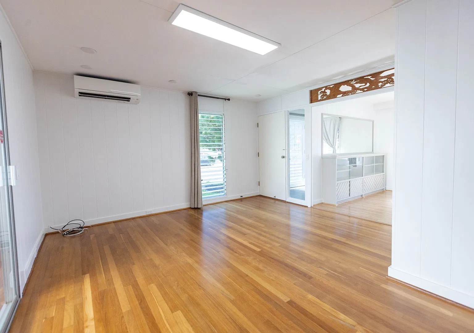 Well Maintained home in Manoa Valley, 3 bedrooms, 2 baths — Photo 1