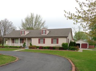 17073 Isabel Ln, Carthage, MO 64836