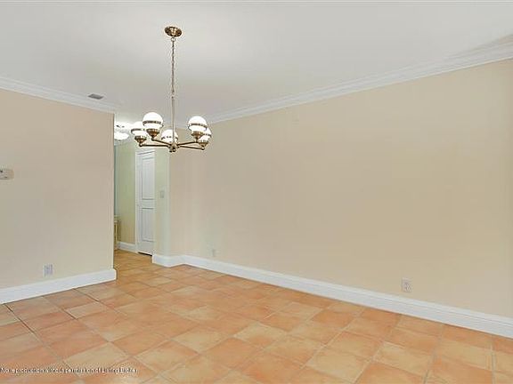 4th image of 1801 S Flagler Dr APT 105