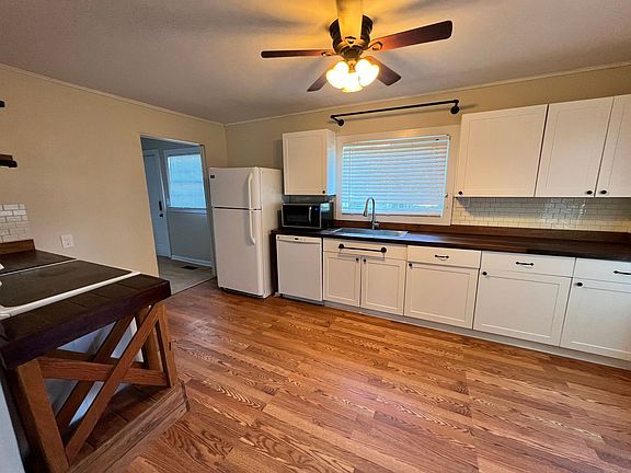 5th image of 8906 Lee Road 146