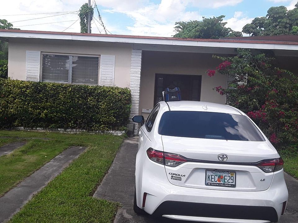 Front apartment