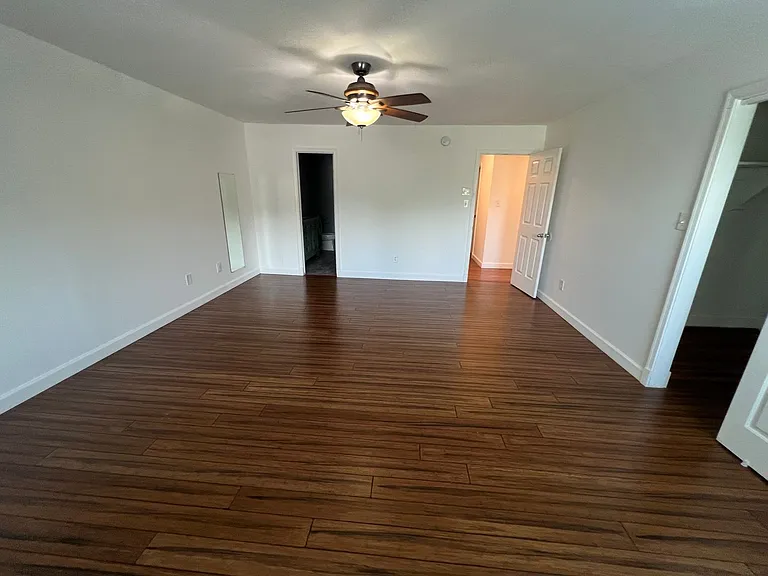 4829 Tunlaw Ct — Photo 10