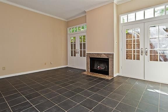 5th image of 4424 Holland Ave APT 102