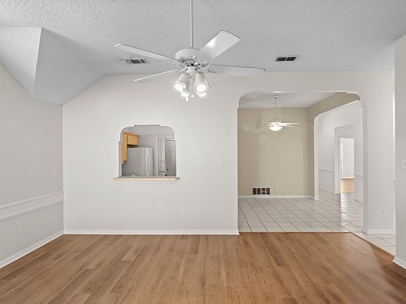 5th image of 4820 Ashworth Ct
