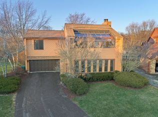 6200 Essex Ct, Woodridge, IL