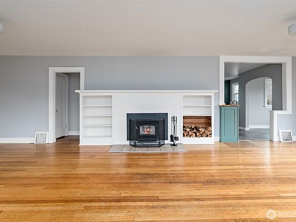 5th image of 3731 Hoyt Ave