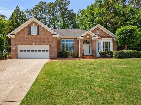 105 Parkvine Cir, Cary, NC 27519