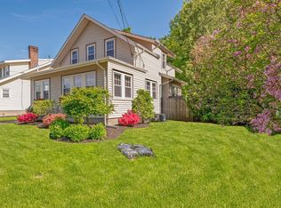 6 Hanson St, Wakefield, MA 01880