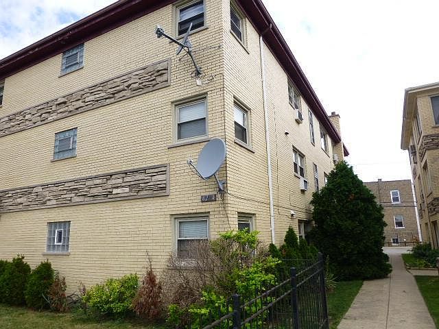 1st image of 4258 W Lawrence Ave APT 2E