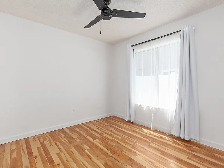 1341 Cerritos Ct — Photo 6