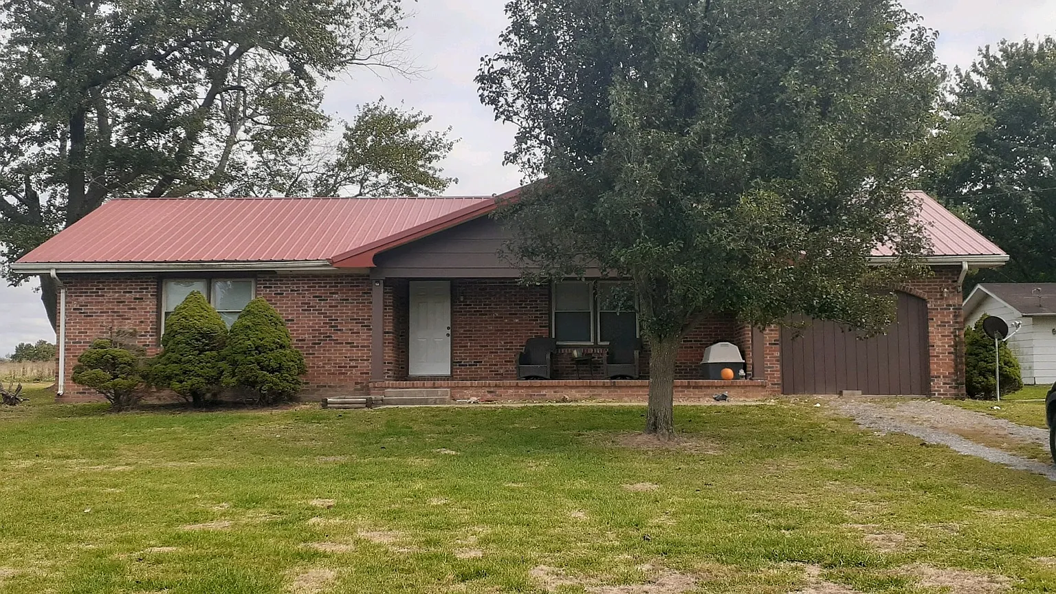 18948 N Stratford Ln photo 1