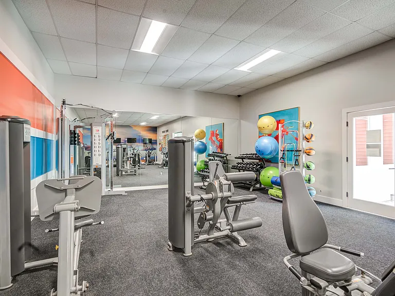 Abbotts Run Apartment Homes — Photo 16