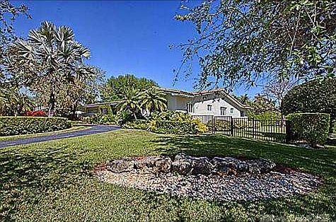 4th image of 11097 Paradela St